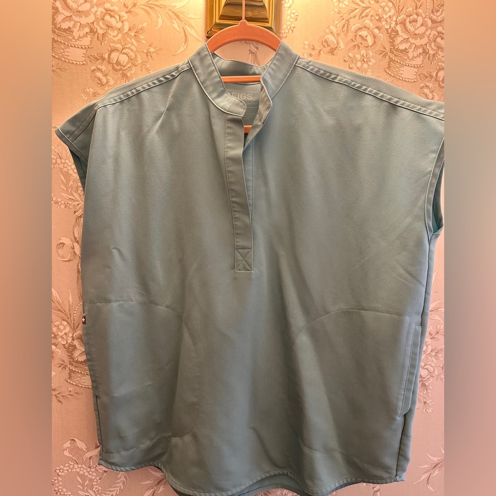 Figs sea glass rafaela top xs